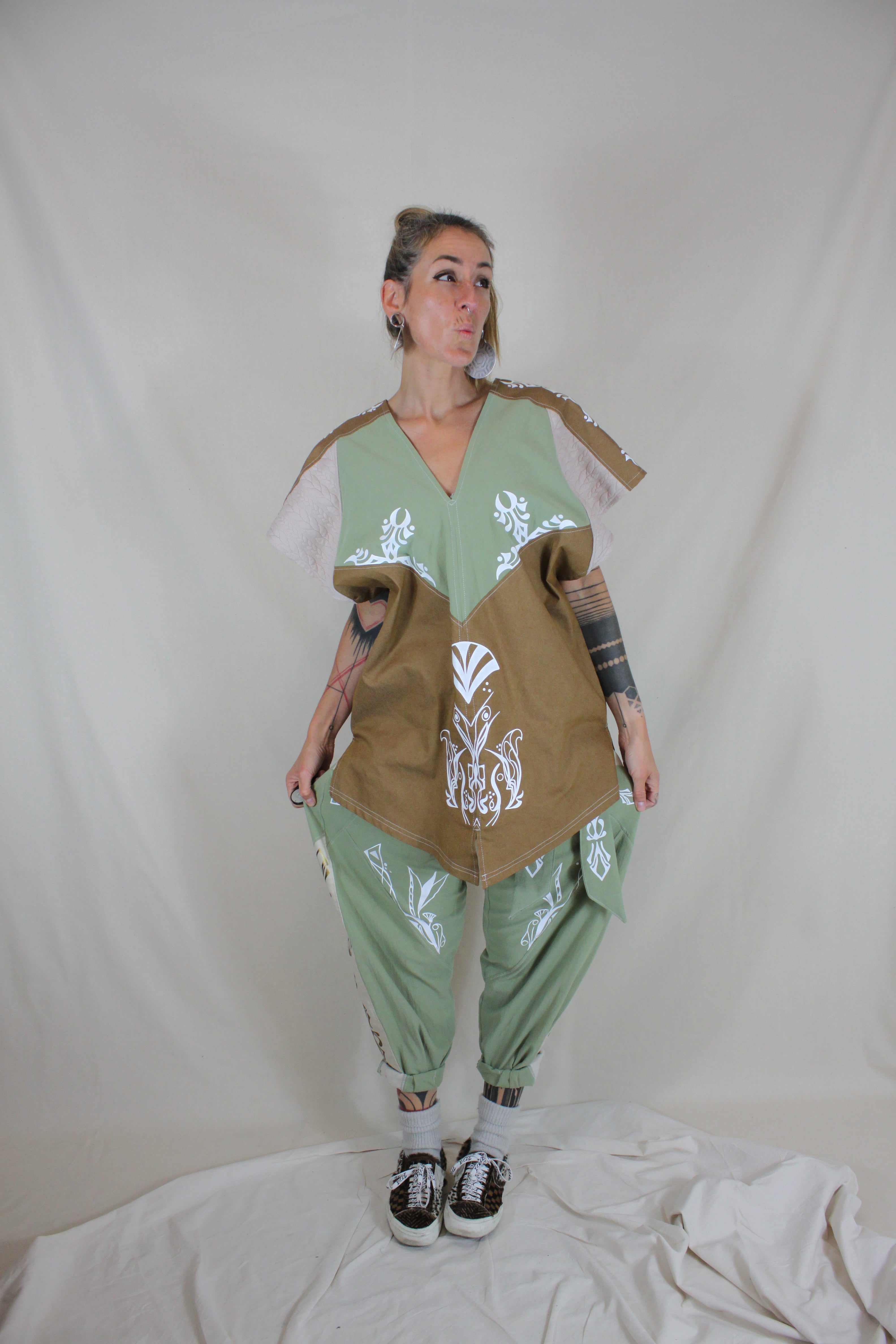 Isis & Osiris E25 Tunique P23 C2  TL