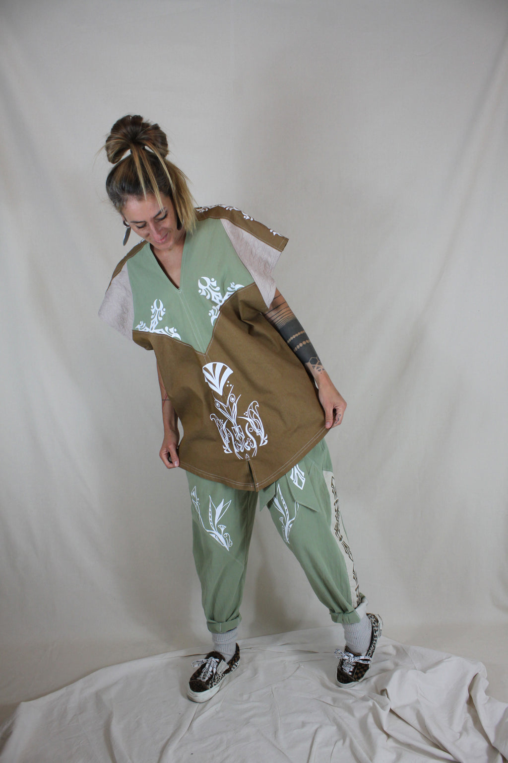 Isis & Osiris E25 Tunique P23 C2  TL