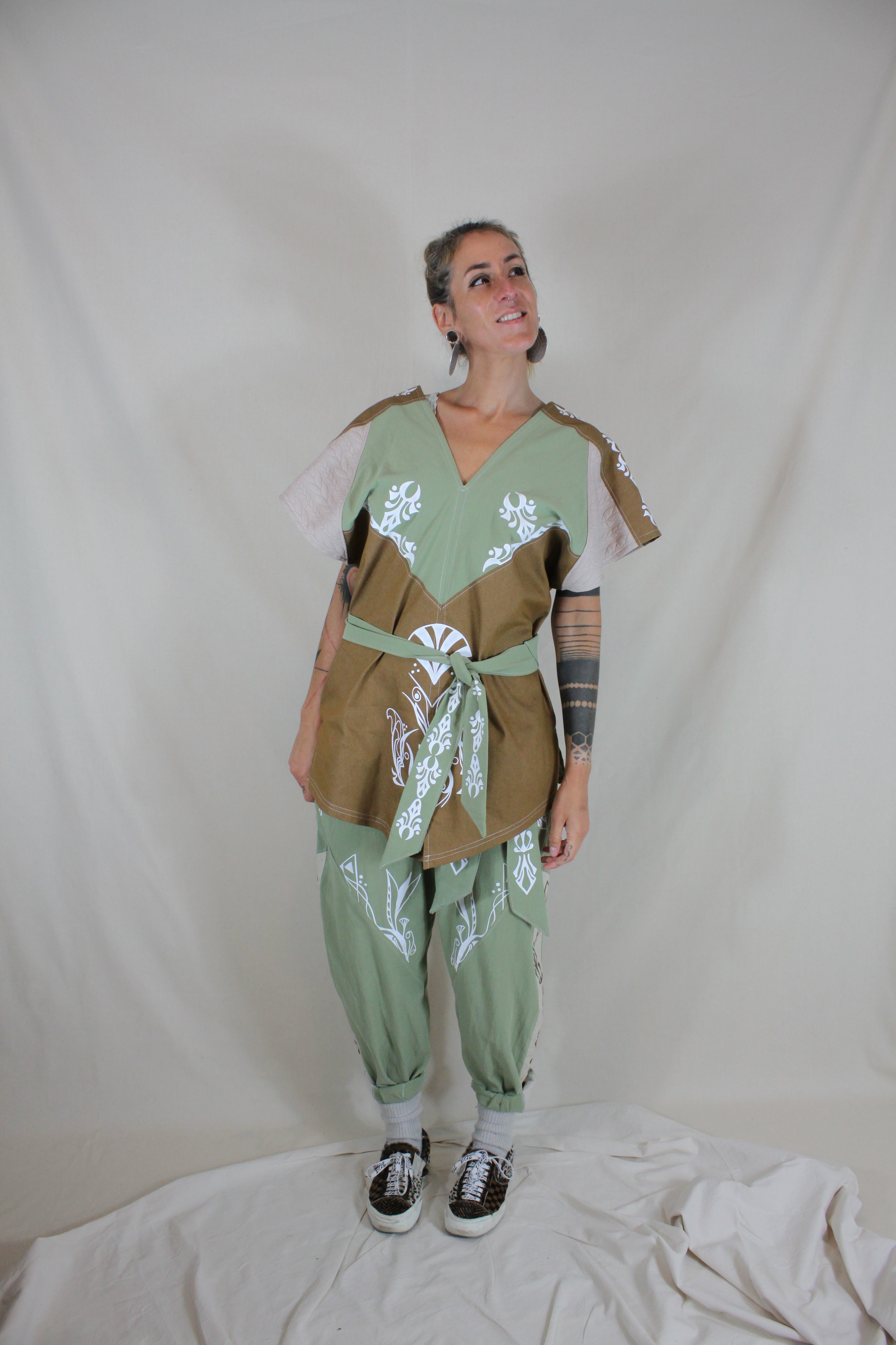 Isis & Osiris E25 Tunique P23 C2  TL