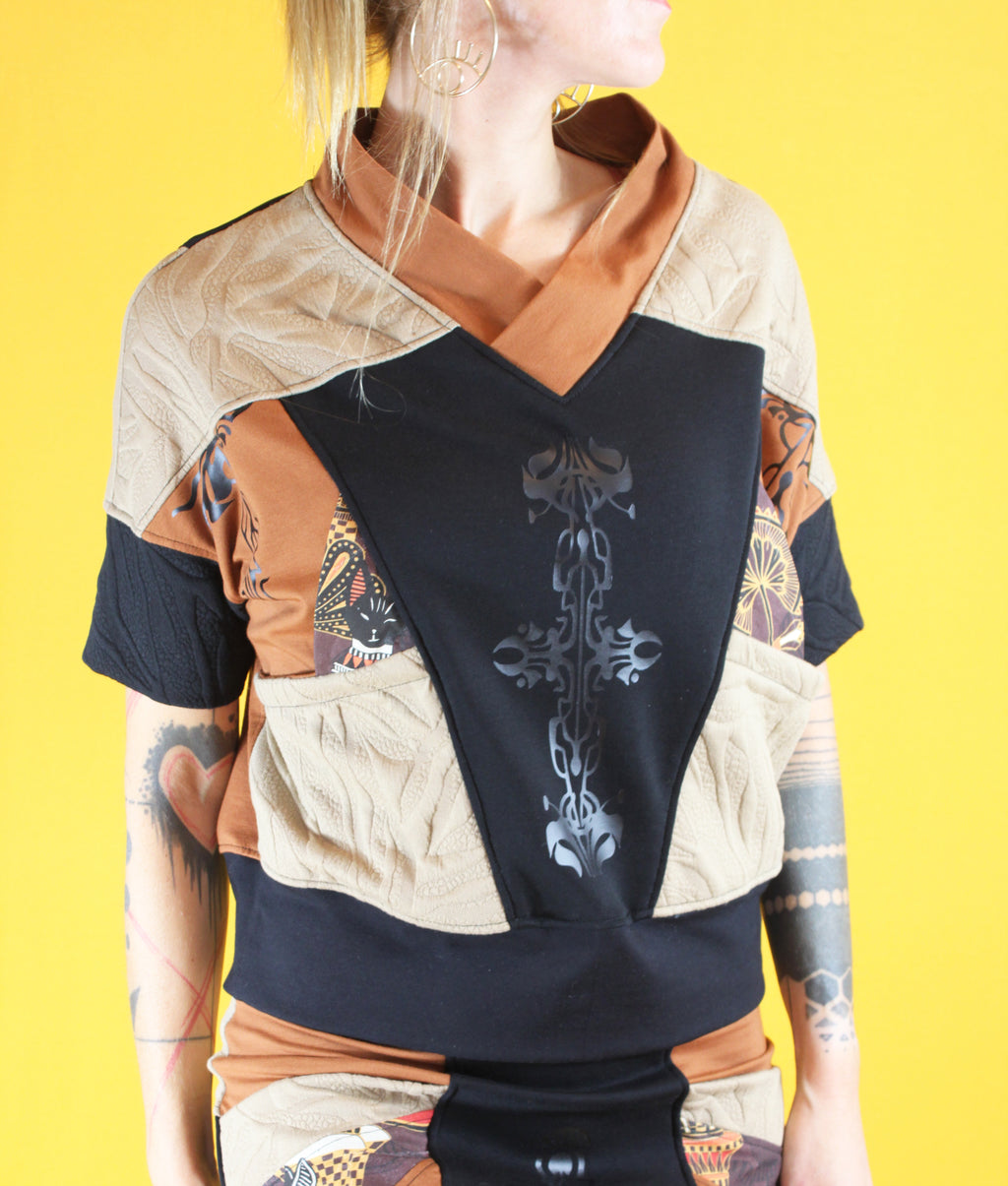 ᗷᗩᔕ丅ᗴ丅 A25 Tee Pockets V TM