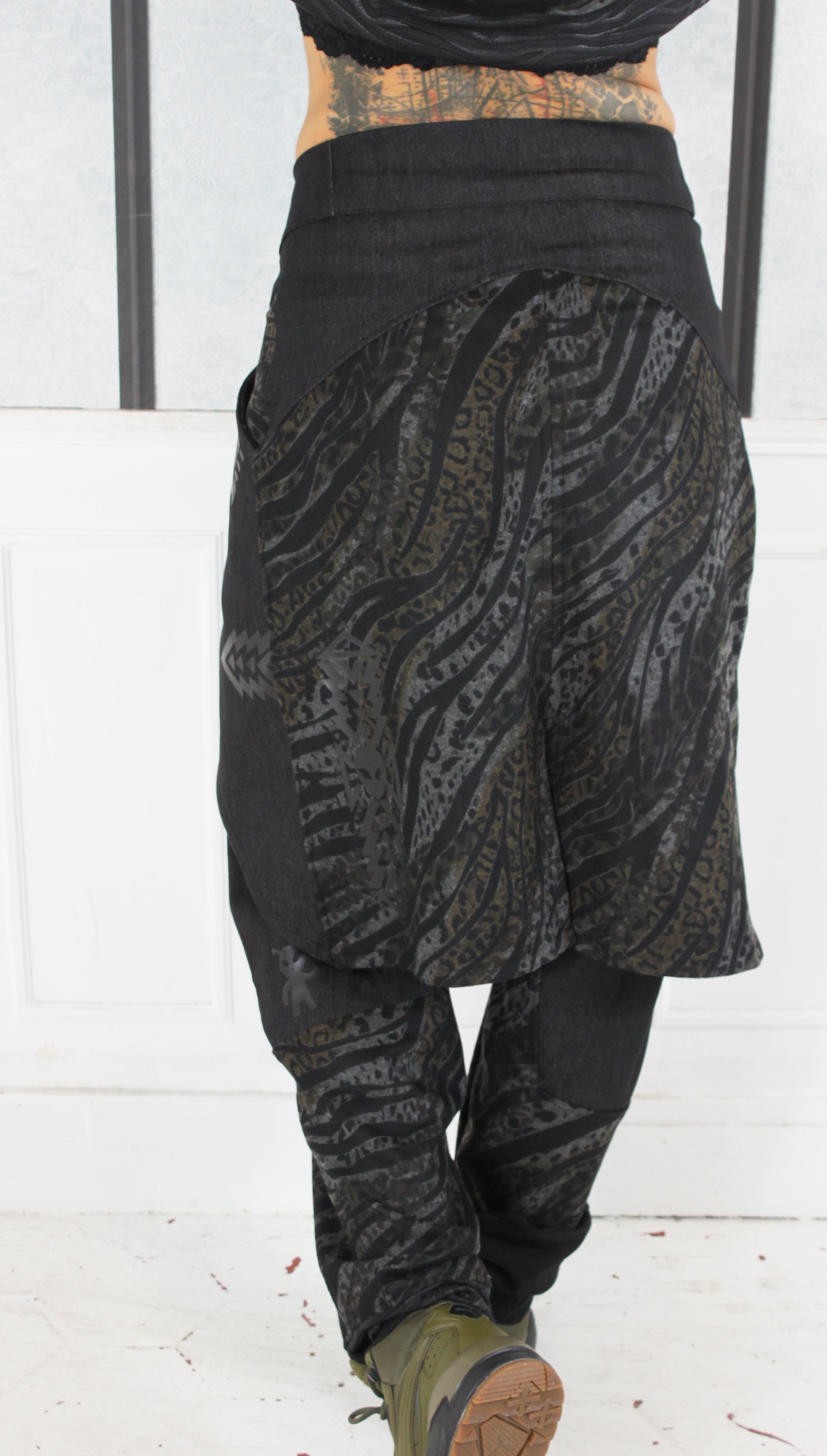 ❤️🧡💛👽💚💙💜 A25 Baggy Jap' + Pan " Pockets" TM/L