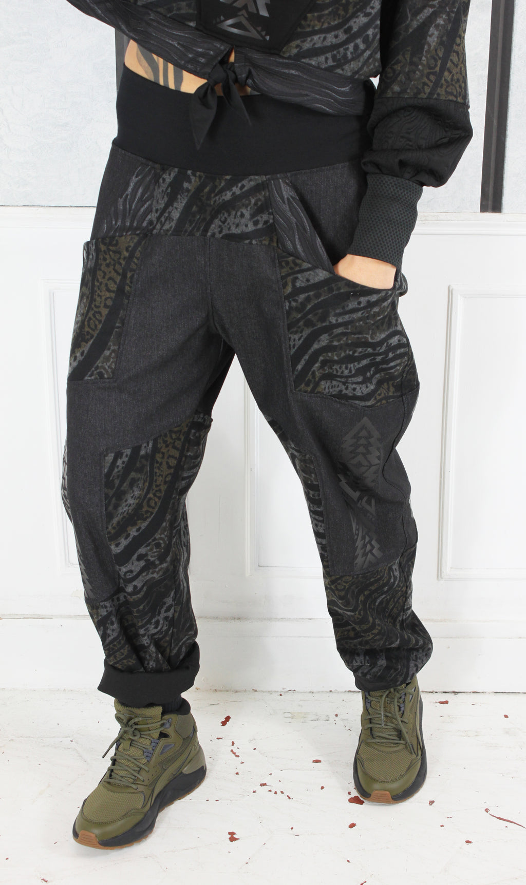 ❤️🧡💛👽💚💙💜 A25 Baggy Jap' + Pan " Pockets" TM/L