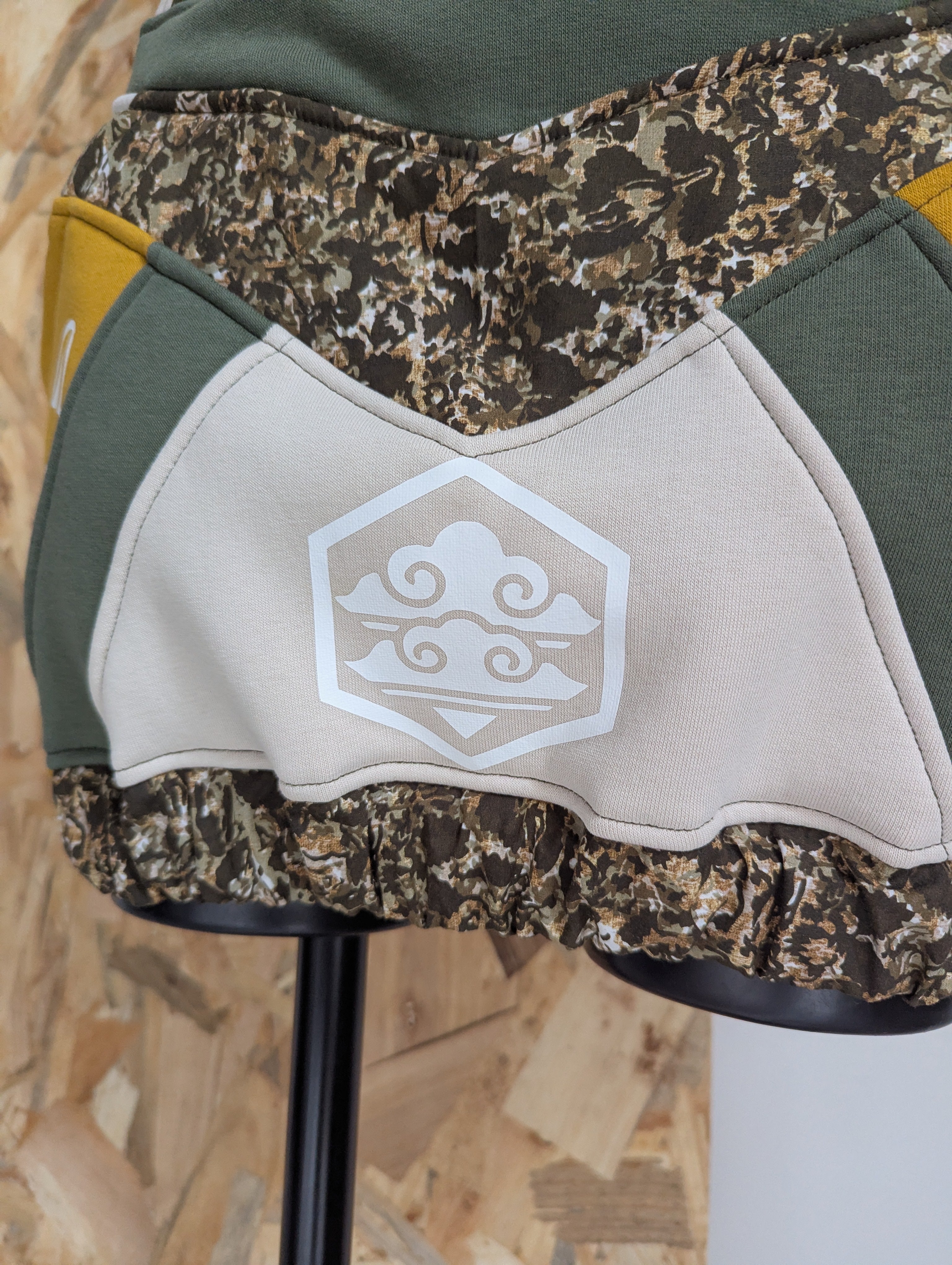 Ōkini P26 Jupe  "KonBa" TM