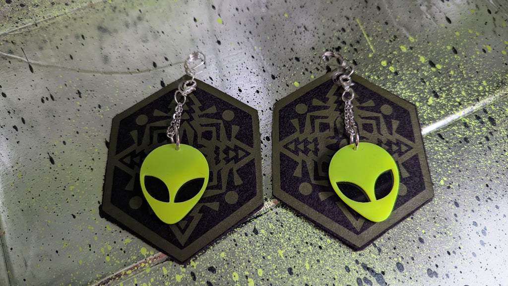 🩷❤️🧡💛👽💚🩵💙💜 A25 Boucles d'Oreilles 👽💚✨