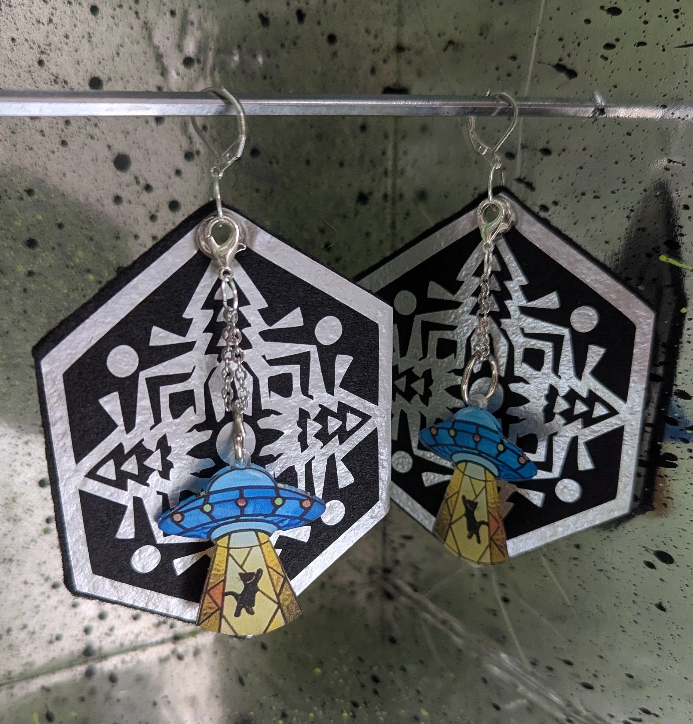 ❤️🧡💛👽💚💙💜 A25 Boucles d'Oreilles 🐈‍⬛🛸