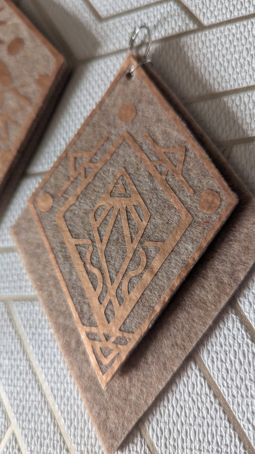 "Pronoïa" P25+++ paire de B.O